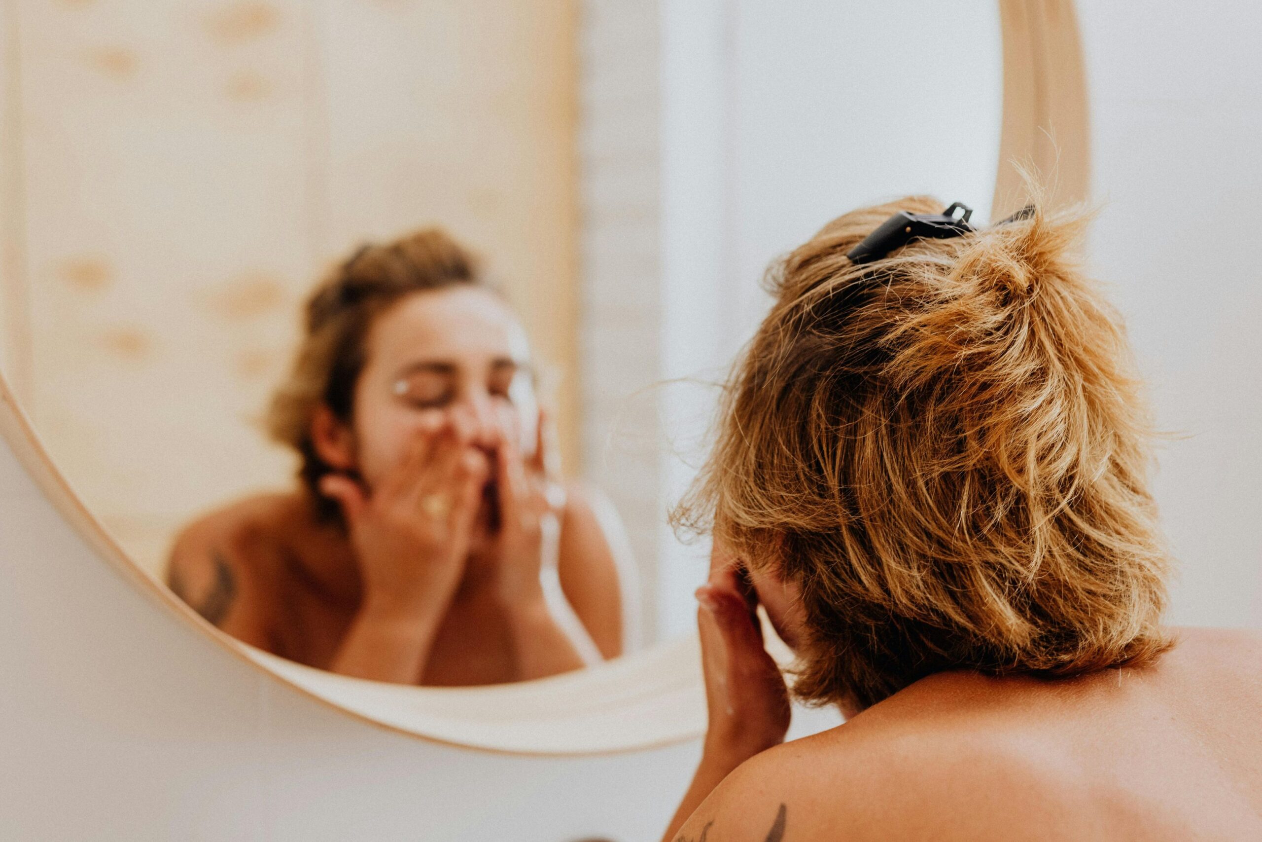 Blog : 8 minutes par jour pour réveiller sa peau après l’hiver